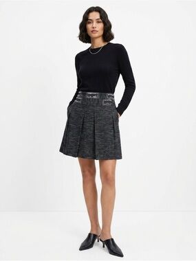 Escada Sport Tweed Pleated Skirt Black White Fringe Trim A-Line Mini Sz 40 or 10